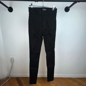 Black distressed Fitjeans